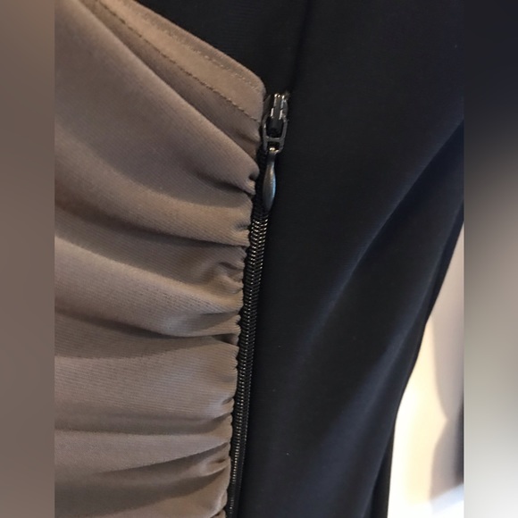 Joseph Ribkoff Crewneck MIDI Black Taupe Grey 3/4 Sleeve Dress - Picture 4 of 8